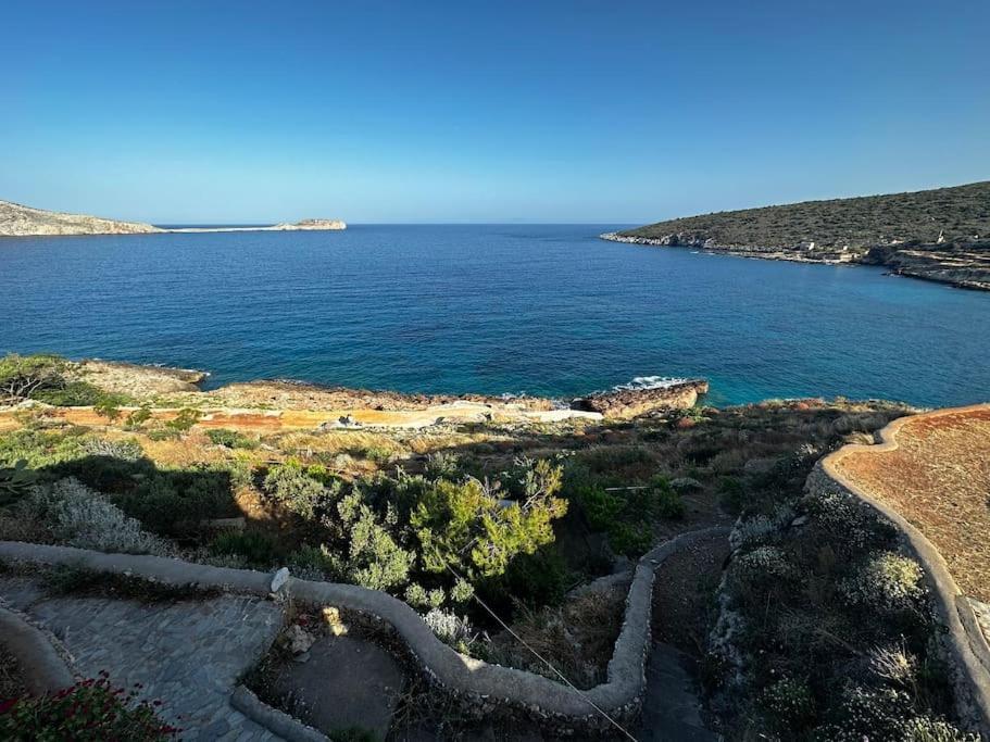 Cliffside Cozy Villa W/ Seaviews Mézapos Exteriér fotografie