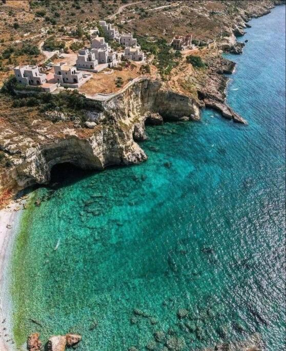 Cliffside Cozy Villa W/ Seaviews Mézapos Exteriér fotografie